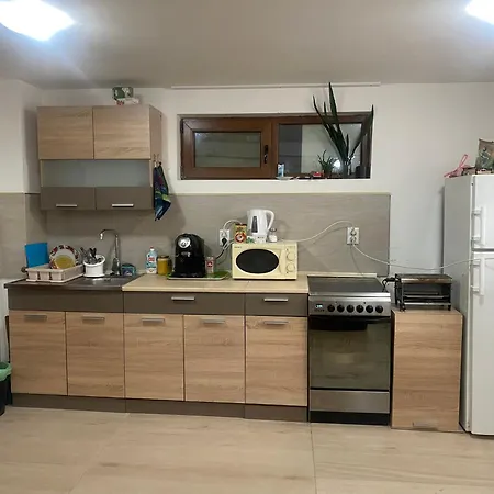 анелия בית הארחה 3*