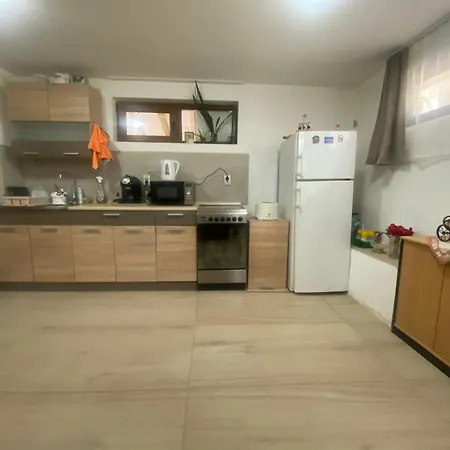 Vendégház анелия