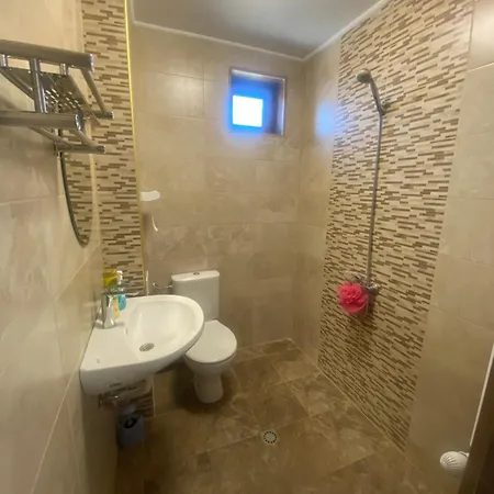 анелия 3*